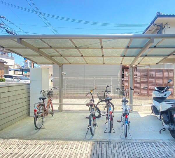 駐輪場