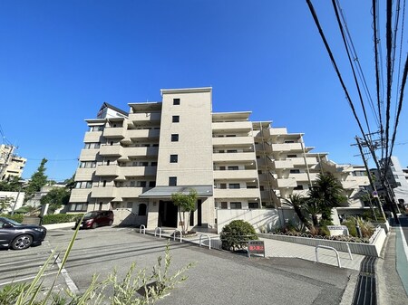 ベルヴュ－春日外観写真