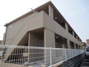 ユ－リ１番館外観写真