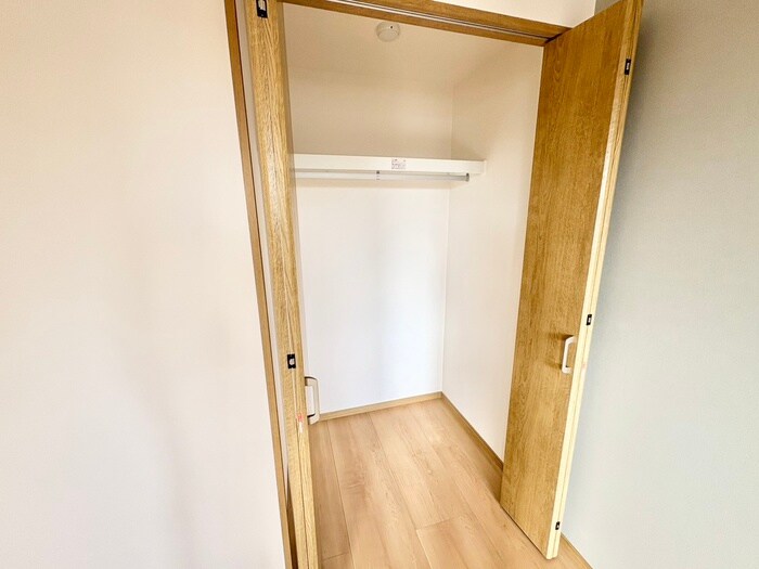 物件内観写真10　(収納)