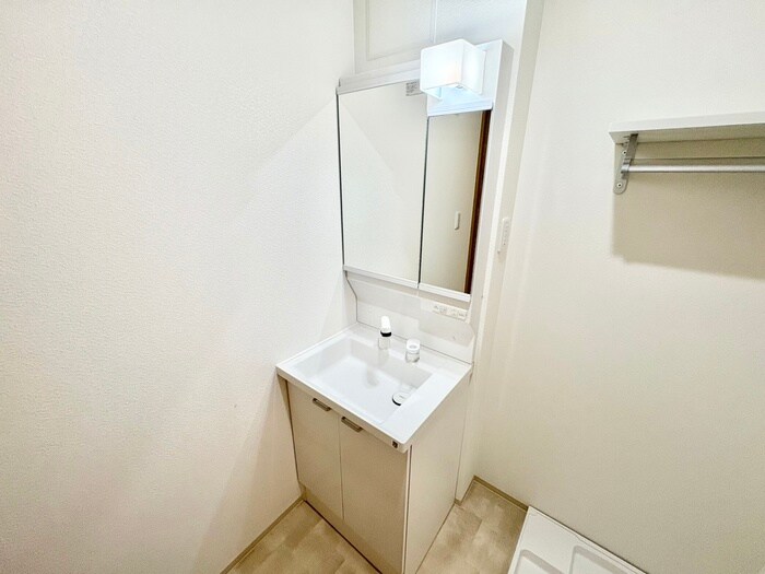 物件内観写真12　(洗面)