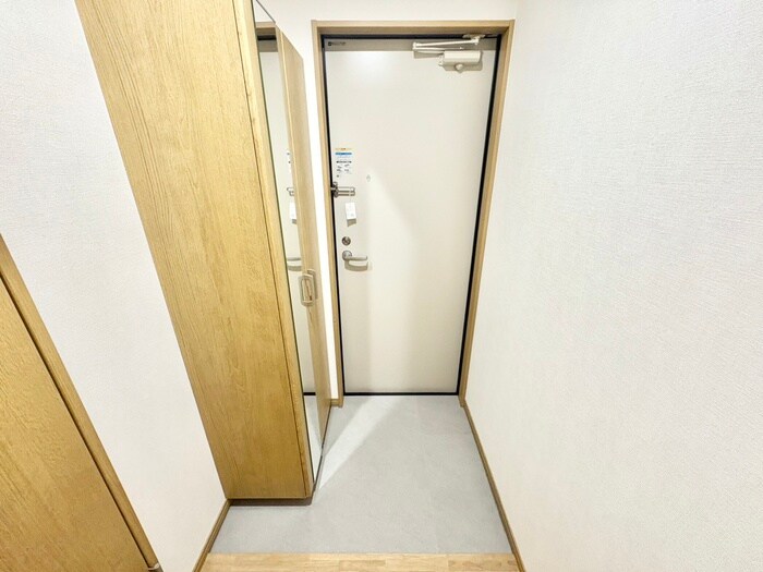 物件内観写真17　(玄関)