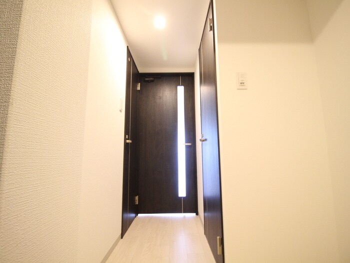 物件内観写真9　(廊下)