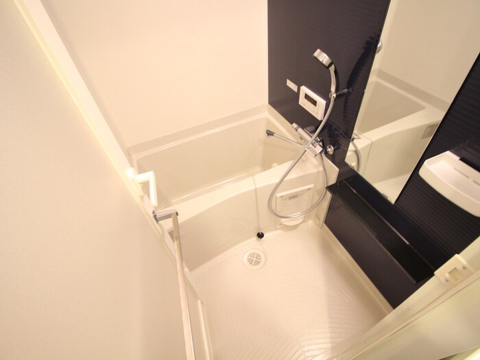 物件内観写真12　(バス／シャワールーム等)