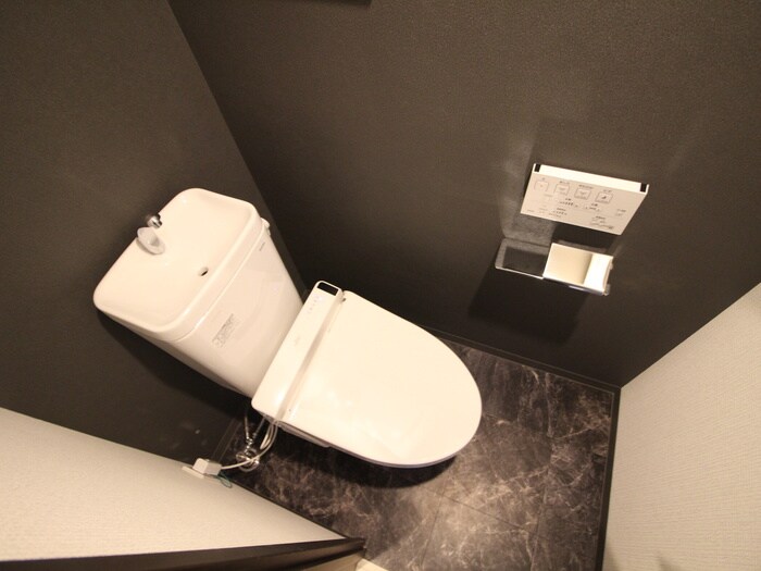 物件内観写真16　(トイレ)