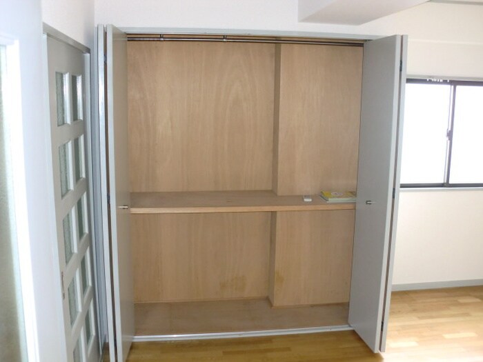 物件内観写真8　(収納)