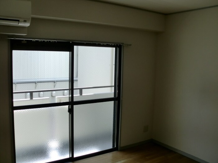 物件内観写真11　(居室)