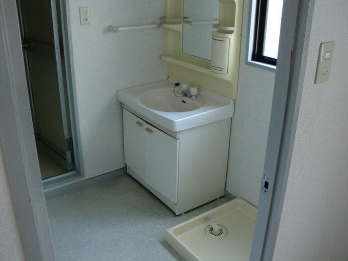 物件内観写真13　(洗面)