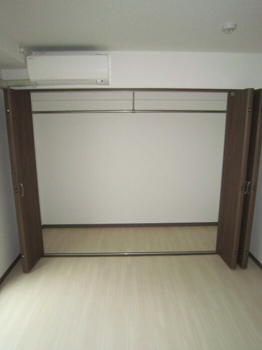 物件内観写真15　(収納)