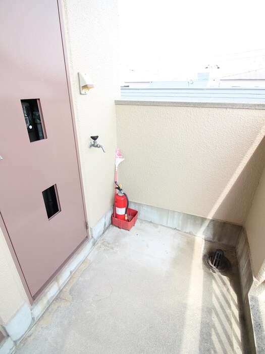 物件内観写真15　(洗濯機置場)