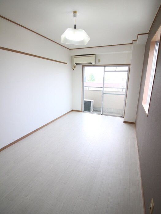 物件内観写真22　(居室)