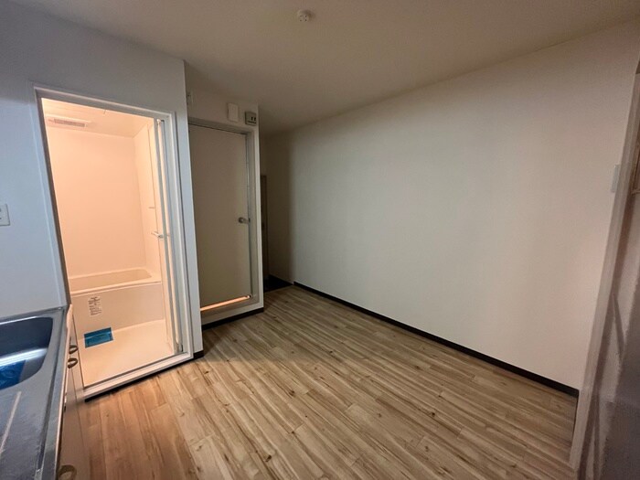 物件内観写真15　(居室)