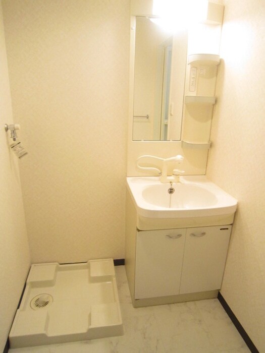 物件内観写真8　(洗面)