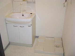 物件内観写真11　(洗面)