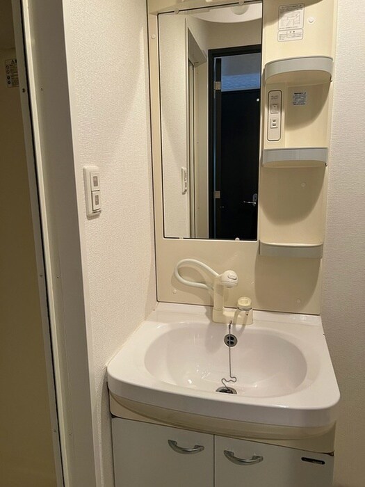 物件内観写真17　(洗面)