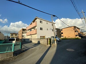 プランタンマンション外観写真