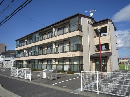 ＥＭＩＮＥＮＣＥ　ＯＡＫ外観写真
