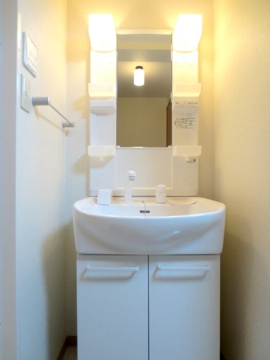 物件内観写真10　(洗面)