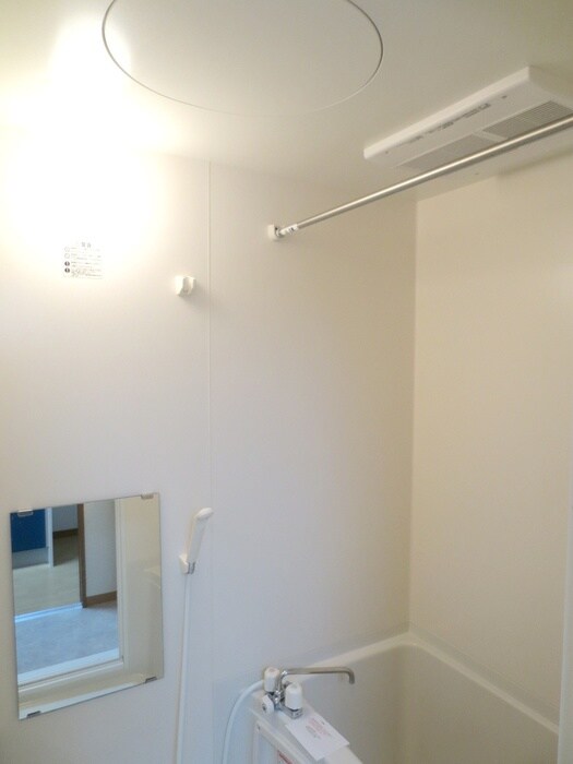 物件内観写真13　(バス／シャワールーム等)
