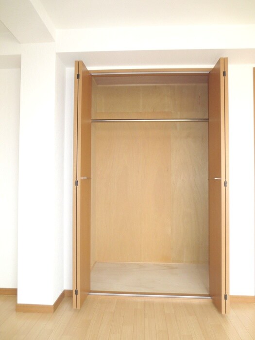 物件内観写真16　(収納)