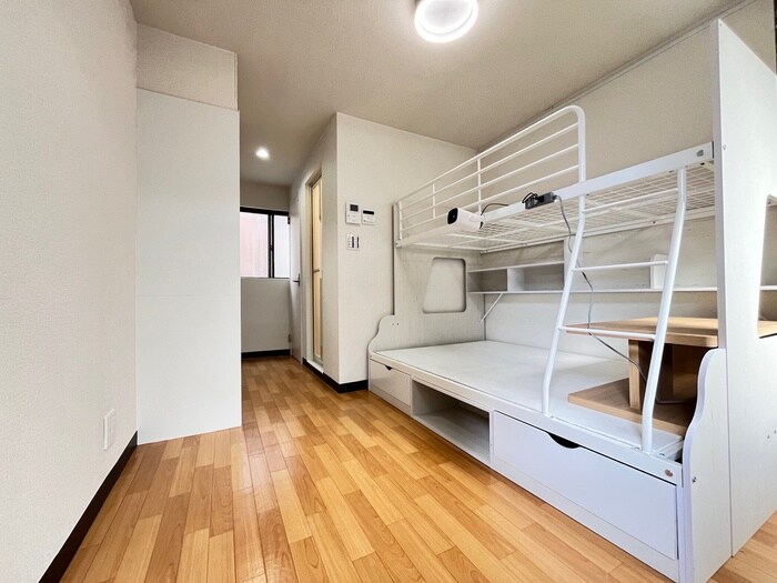 物件内観写真9　(居室)