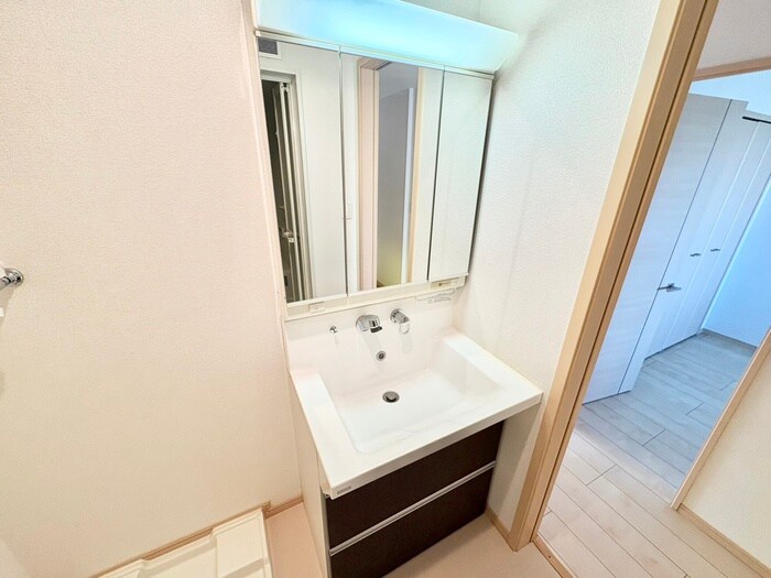 物件内観写真12　(洗面)