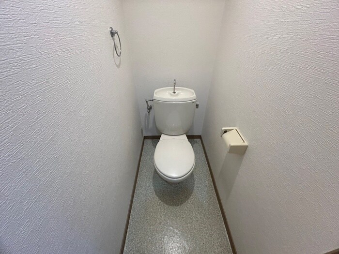 物件内観写真10　(トイレ)
