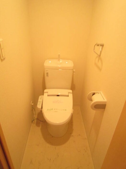 物件内観写真13　(トイレ)