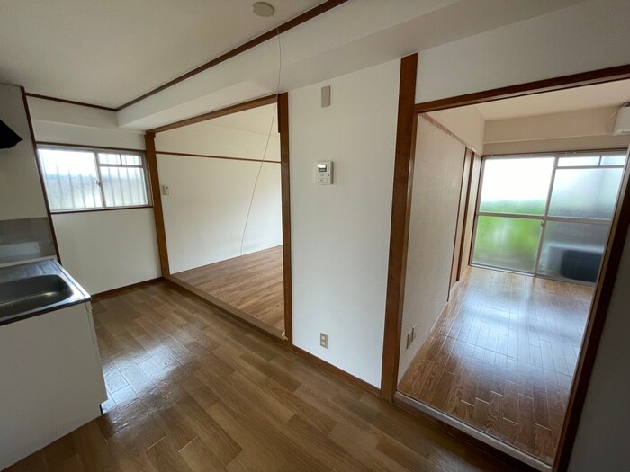 物件内観写真10　(居室)