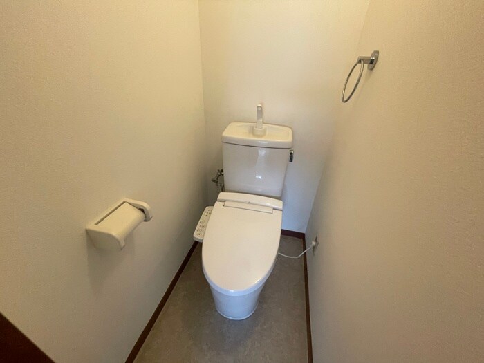 物件内観写真15　(トイレ)