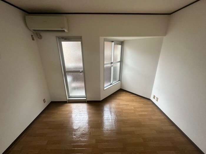 物件内観写真12　(居室)