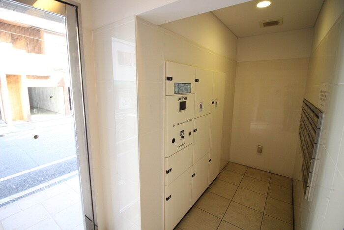 物件外観写真4　(建物設備)