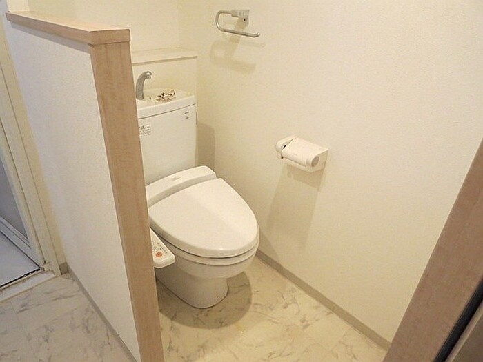 物件内観写真10　(トイレ)