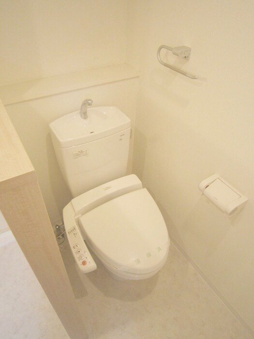 物件内観写真13　(トイレ)