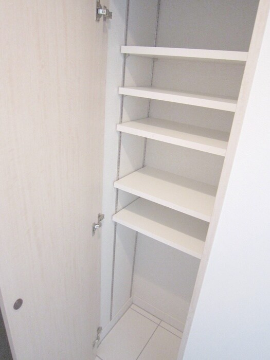 物件内観写真14　(靴箱)