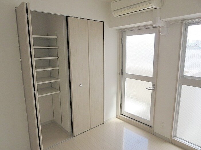 物件内観写真15　(居室)