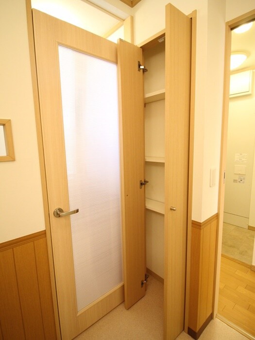 物件内観写真11　(靴箱)