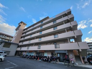 ロイヤルミサワ外観写真