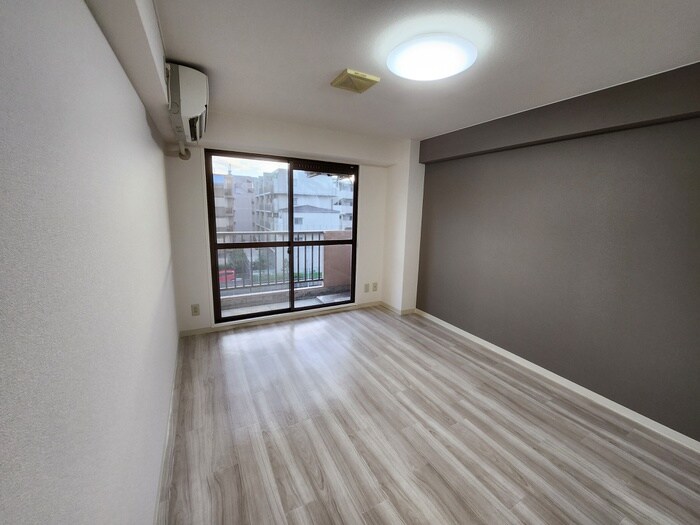 物件内観写真12　(居室)