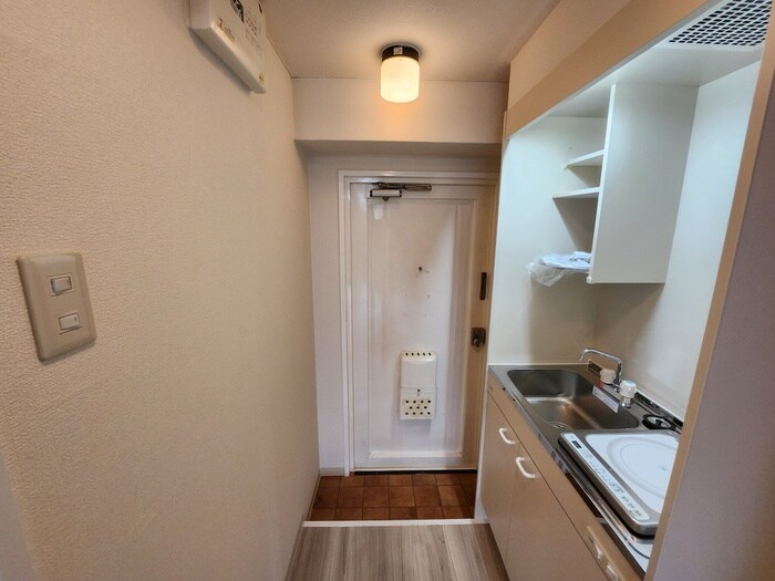 物件内観写真15　(玄関)