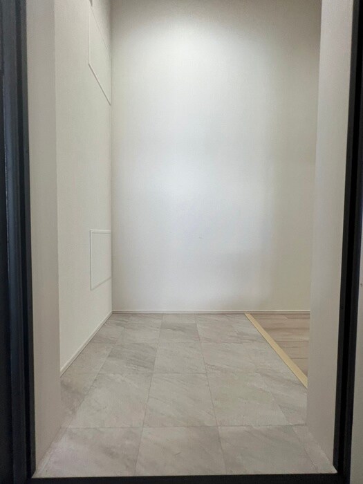 物件内観写真15　(玄関)