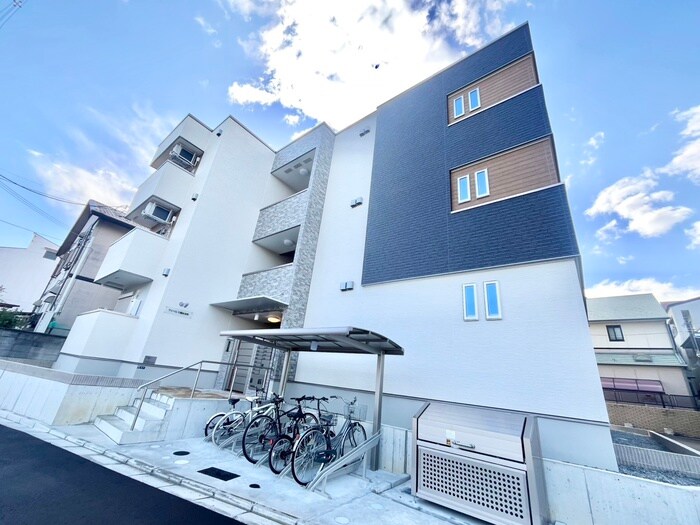 物件外観写真1　(外観写真)