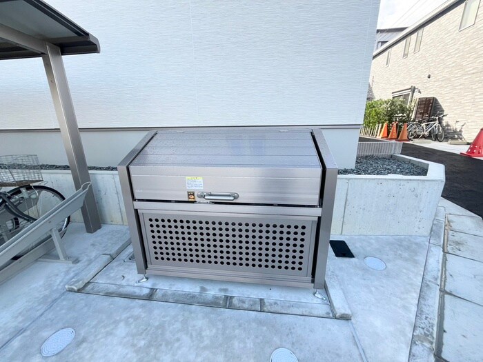 物件外観写真6　(建物設備)