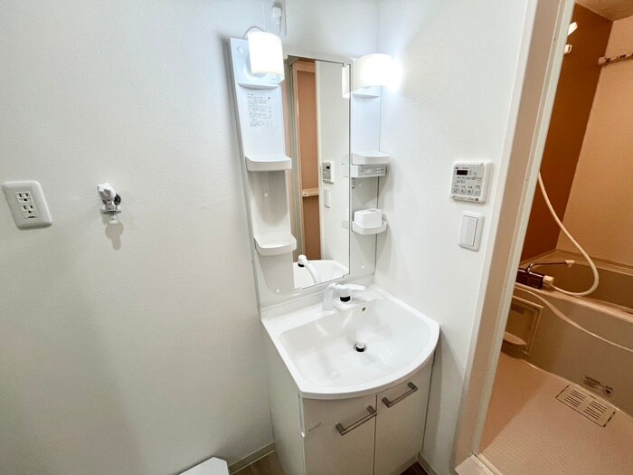 物件内観写真10　(洗面)