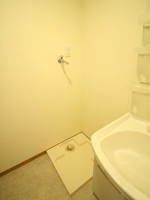 物件内観写真12　(洗面)