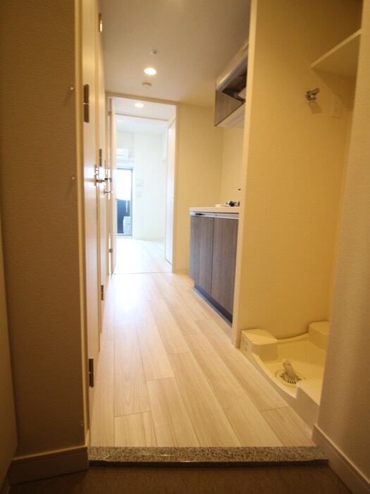 物件内観写真18　(廊下)