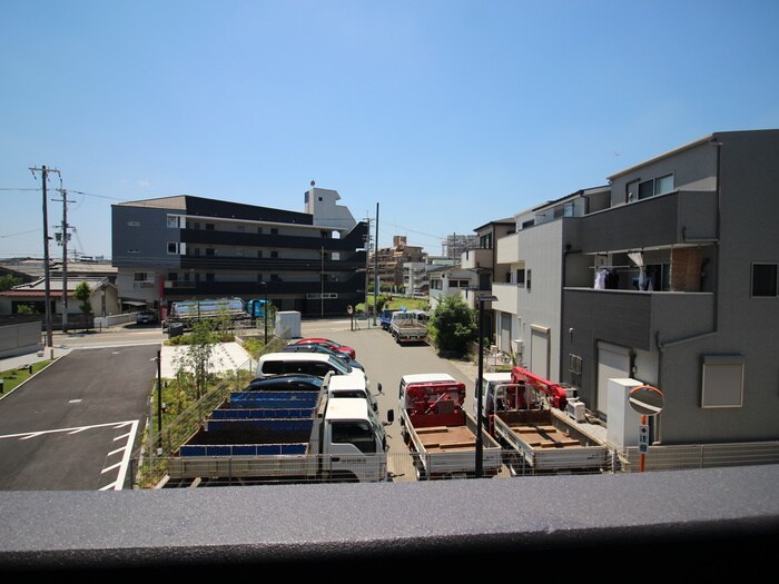 物件内観写真18　(室内からの展望)