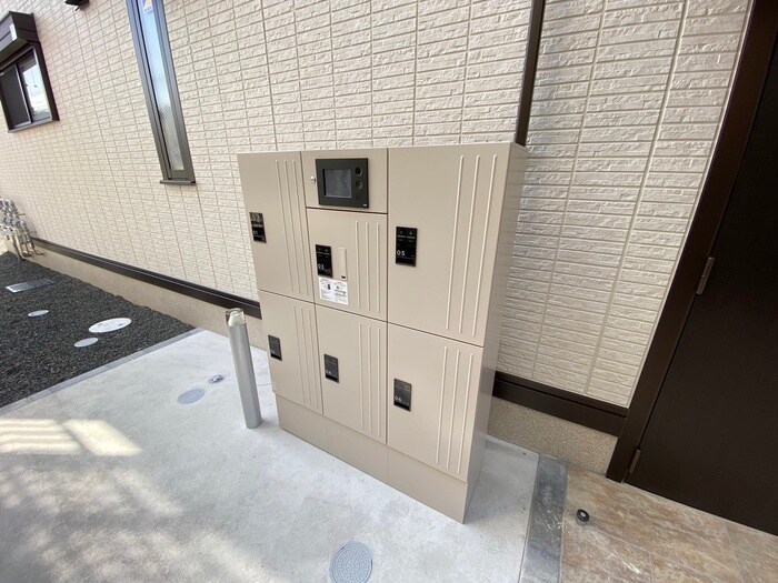 物件外観写真4　(建物設備)