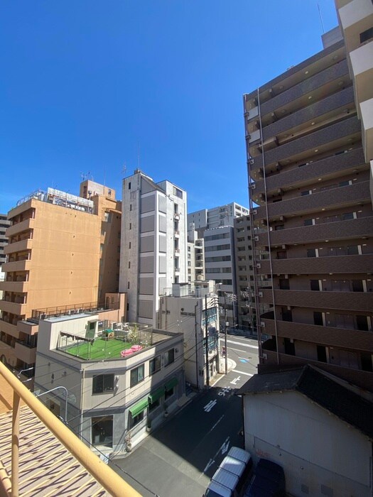 物件内観写真18　(室内からの展望)