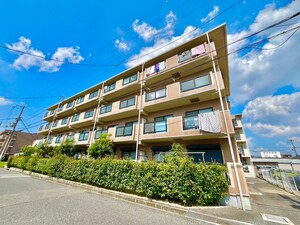 ロビニア岸和田Ⅱ外観写真